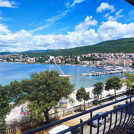 Apartmani Plaza Selce Exterior foto