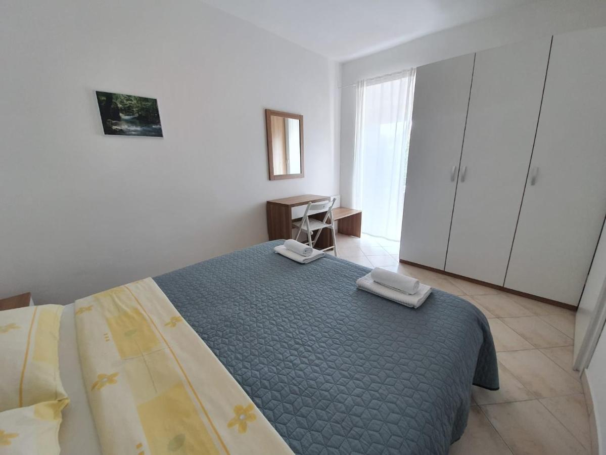 Apartmani Plaza Selce Exterior foto